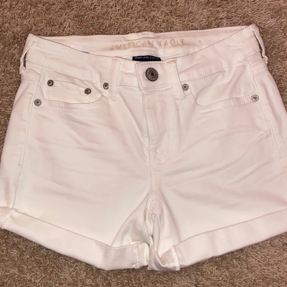 NWT American Eagle shorts size 4!